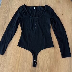 ReoRia Large long sleeved black body suit